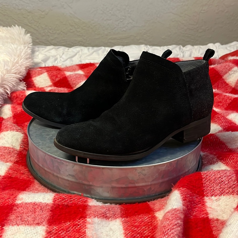 Toms Black Delia Boots (last chance before donating)